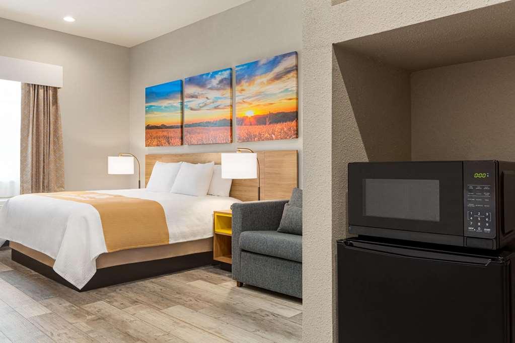 Days Inn & Suites By Wyndham Greater Tomball Quarto foto